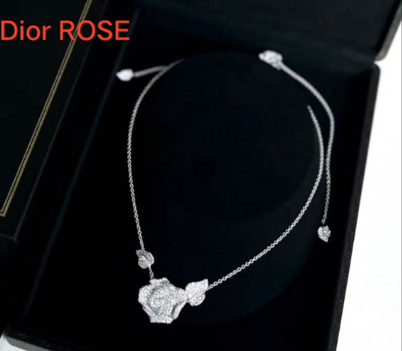 DIOR ROSE Изысканные ювелирные изделия Бриллиантовое ожерелье из роз