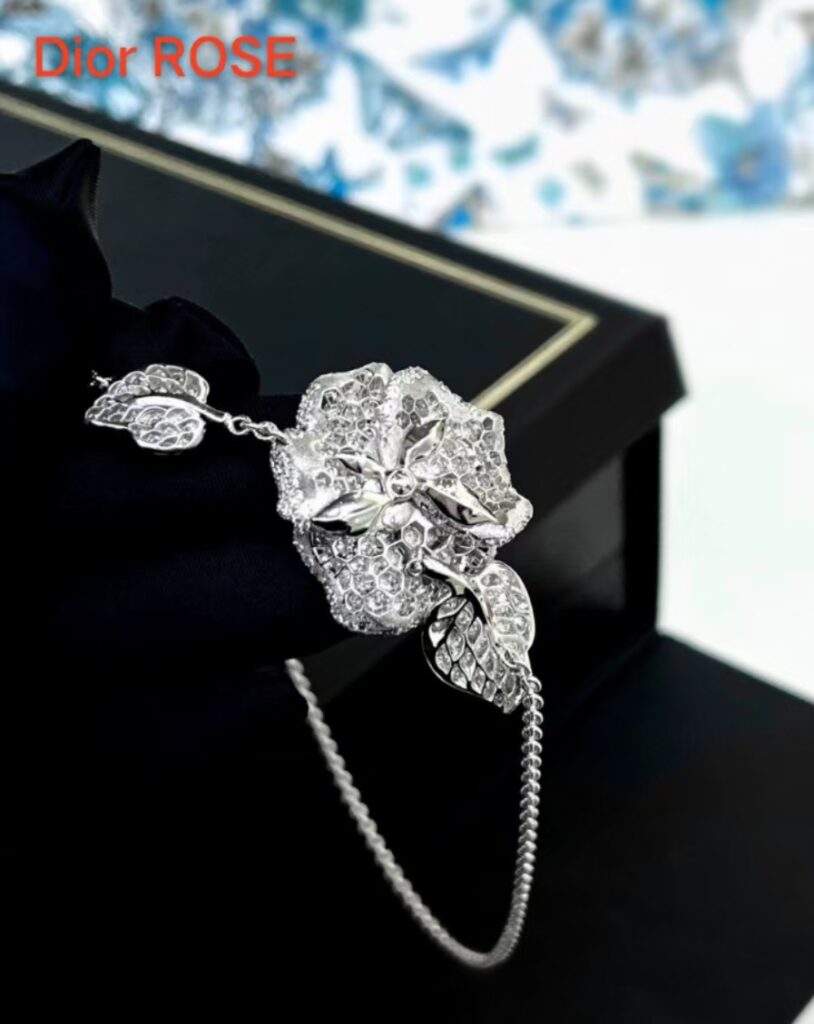 DIOR ROSE Изысканные ювелирные изделия Бриллиантовое ожерелье из роз